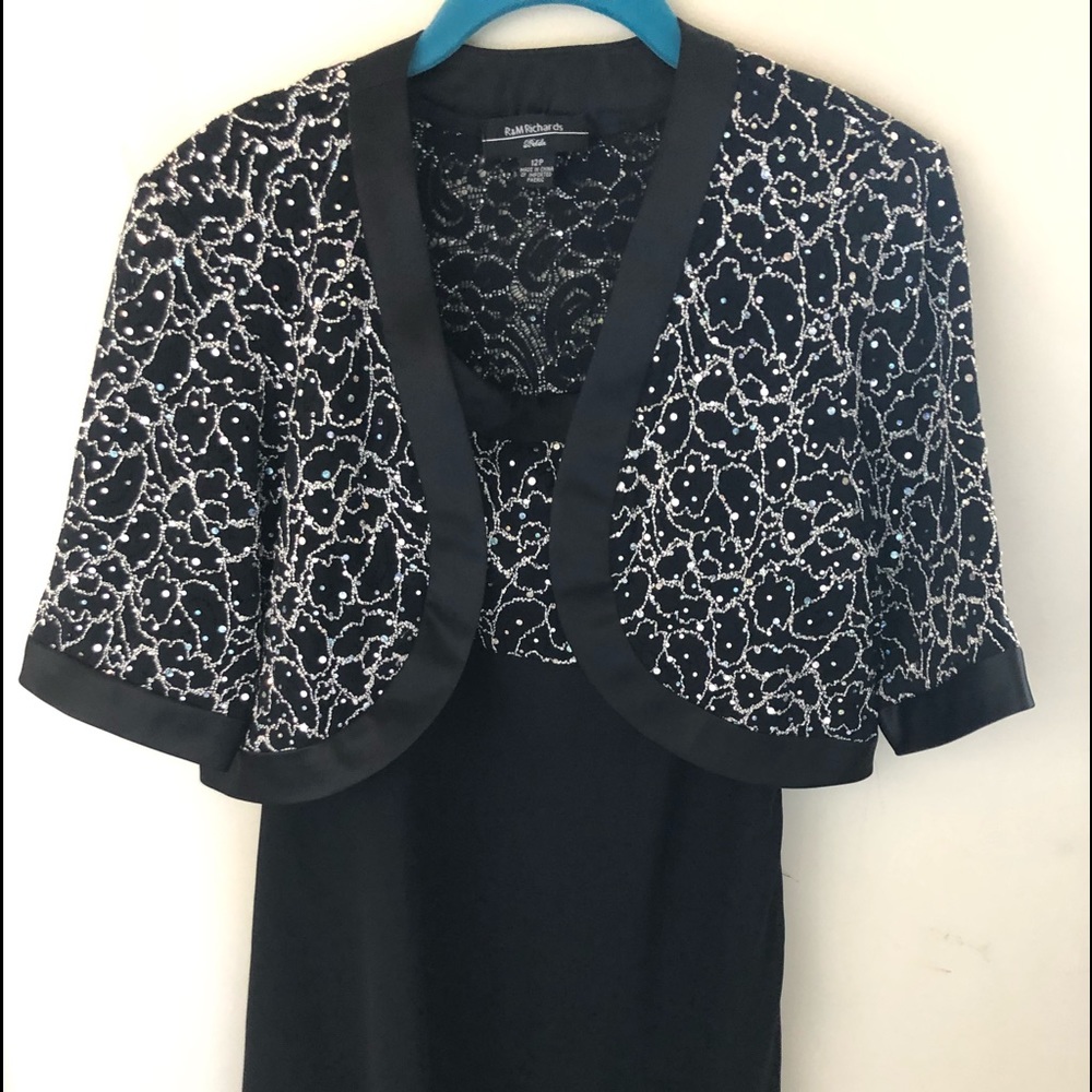 sleeveless cocktail dress with s/s jacket